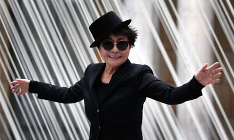 Yoko-Ono-010